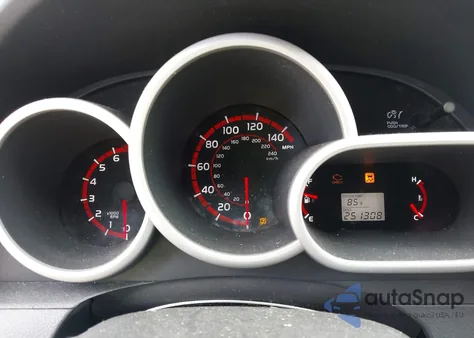 2010 Pontiac Vibe from USA, damaged, VIN 5Y2SP6E05AZ404490